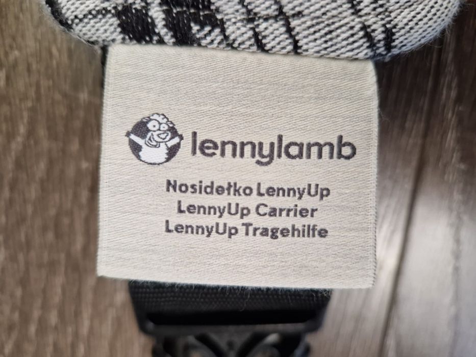 Sistem purtare Lennylamb