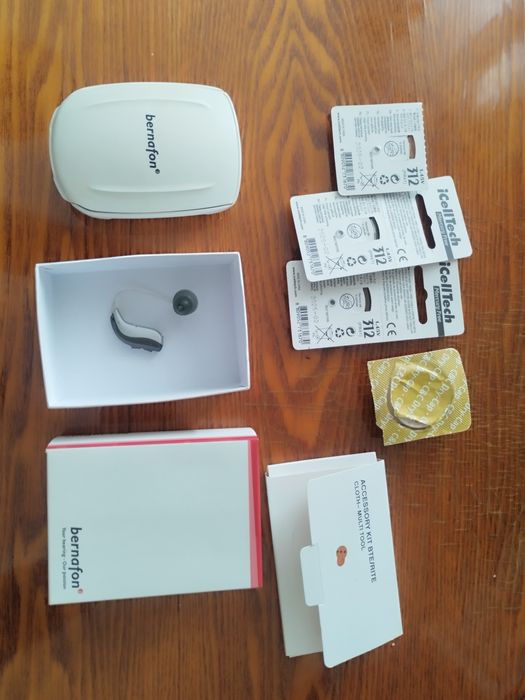 Продам слуховой аппарат.