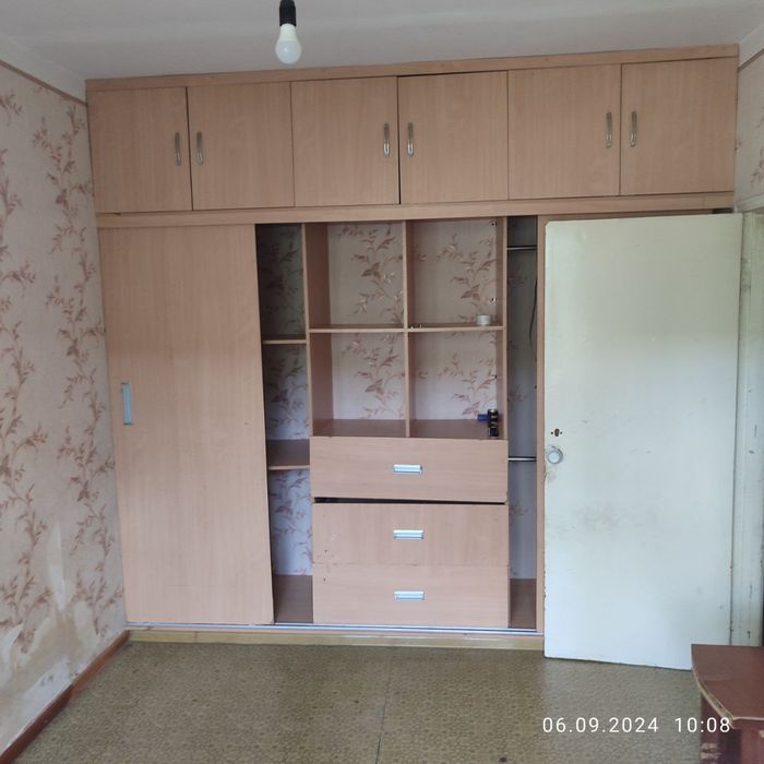 Арендага берилади Юнусобод-4 Универсам бозорга Якин 2 хонали уй пустой