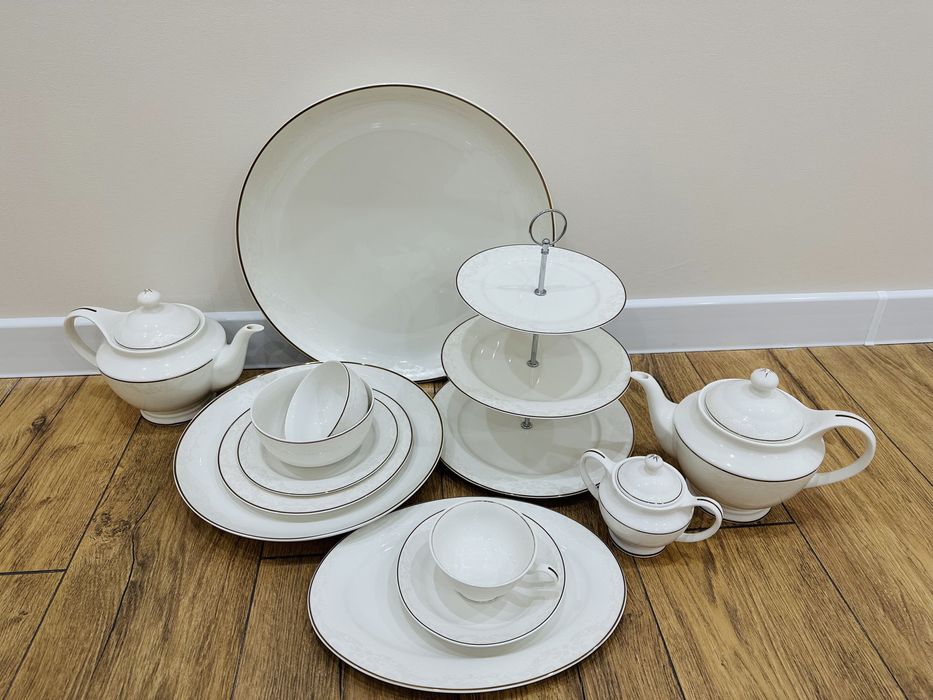 Продам чайно-столовый сервиз