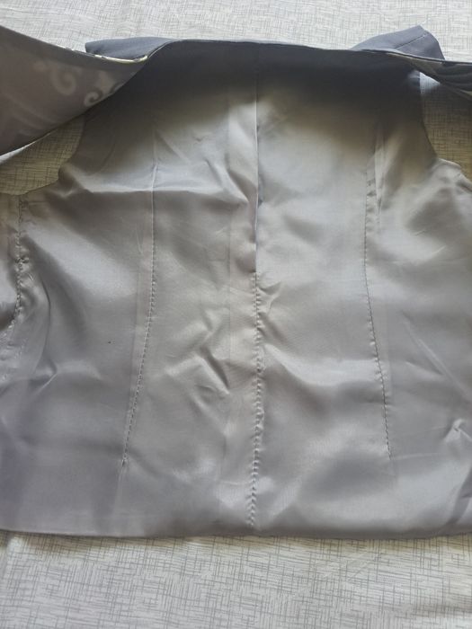Срочно продам жилетку