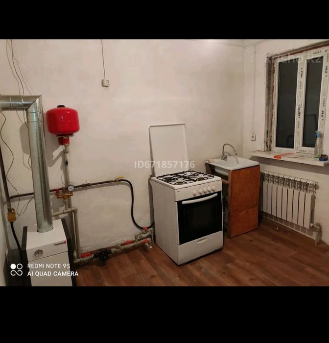 Жилой дом (времянка)