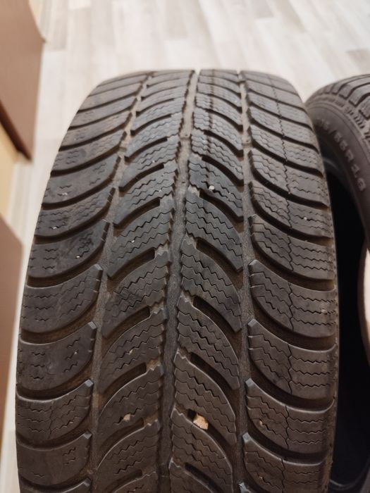 Продавам Гуми 205/55/16