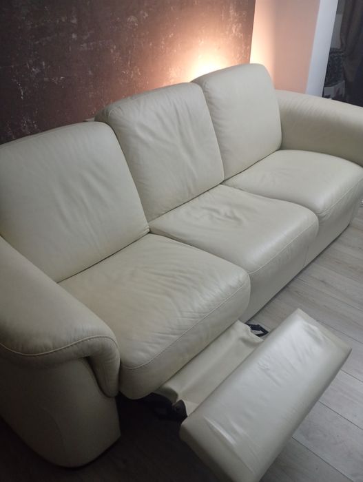 Vand canapea din piele cu sistem  rickler