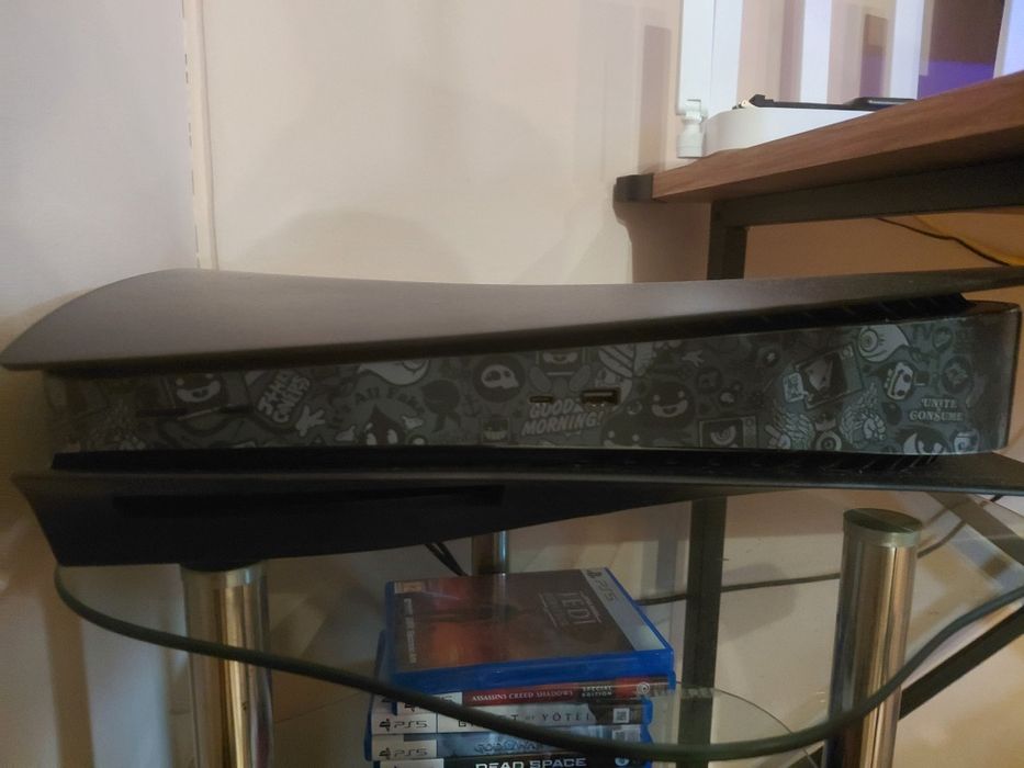 PS5 само черните панели с диск панел