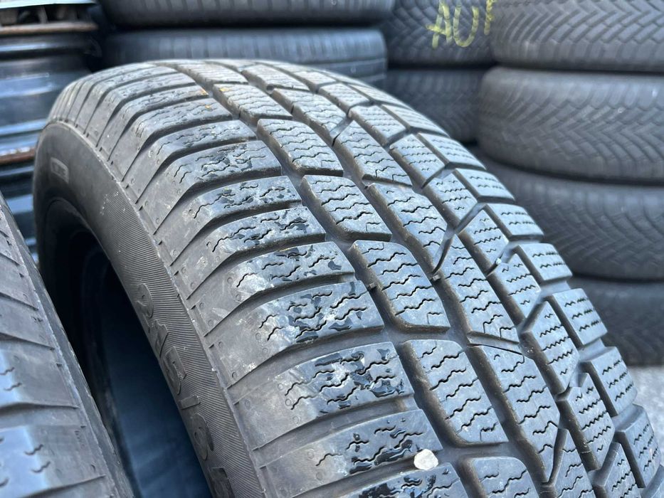 .зимни Гуми CONTINENTAL 215/60/17 с ДОТ 17/2017г