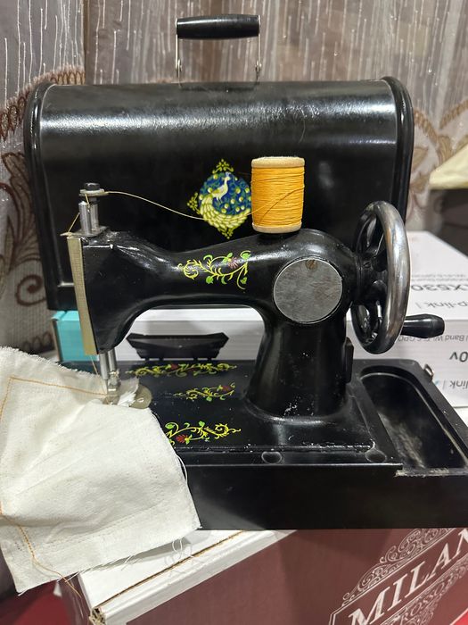 Детская швейная машинка