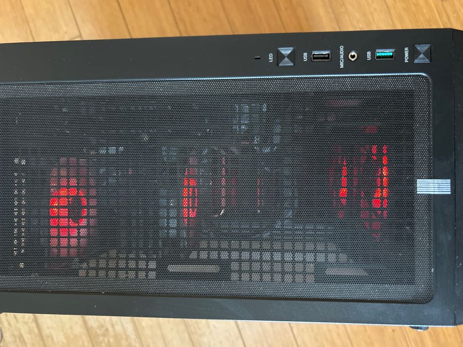 Gaming компютър с ryzen 5 3600 и rx 6600