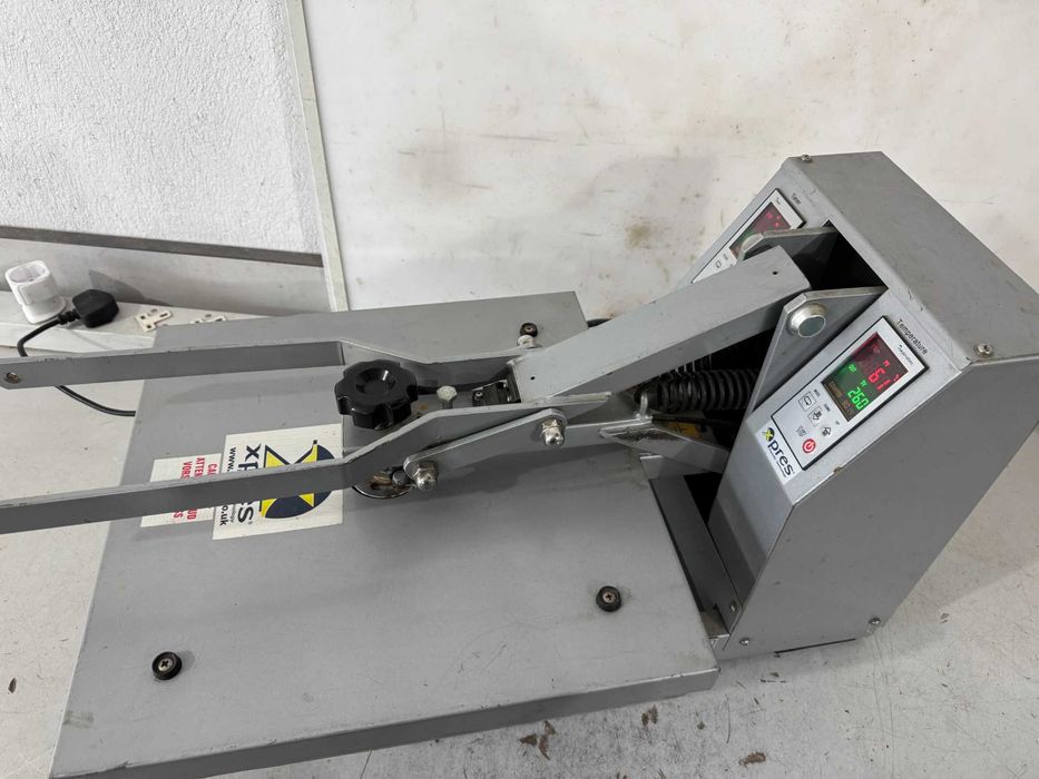 Термопреса за тениски - Xpres