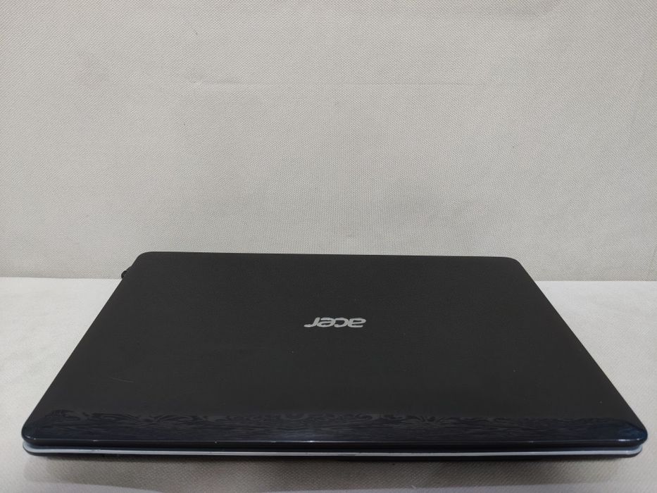 Ноутбук Асер E1-531G