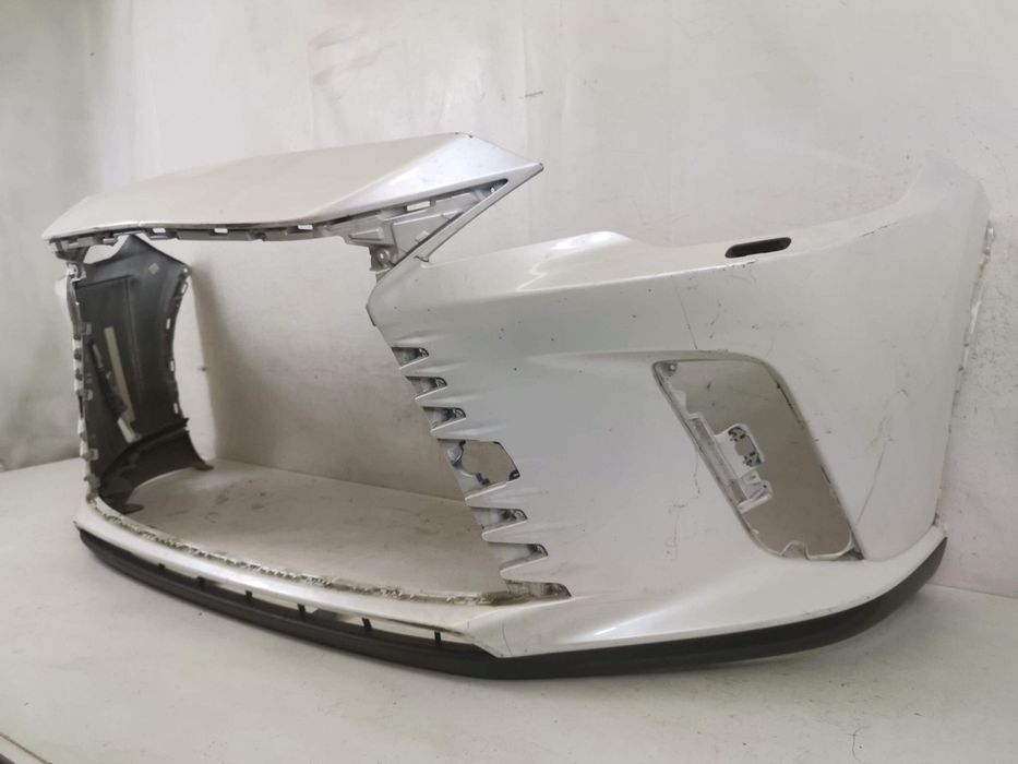 Предна броня с престилка Лексус РХ 5 / Lexus RX 5 Оригинална, в добро