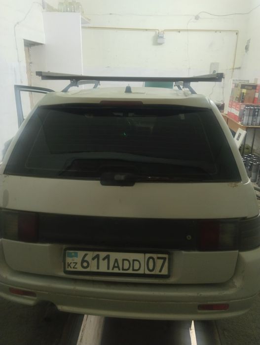 Продам  машину.     .