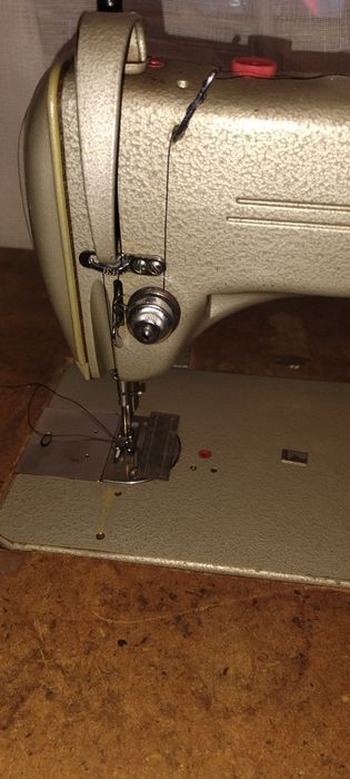 Mașină de cusut industriala