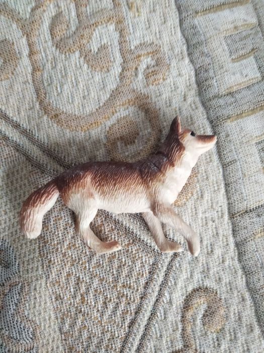 Игрушки фигурки животных обмен