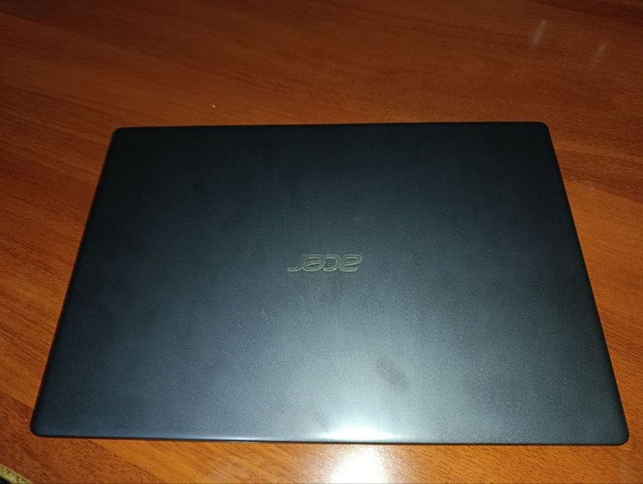 Acer Aspair.   3