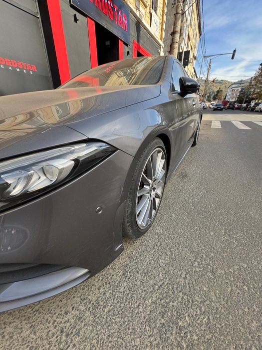 Jenti mercedes AMG R 19 originale cu tot cu cauciucuri semiuzate