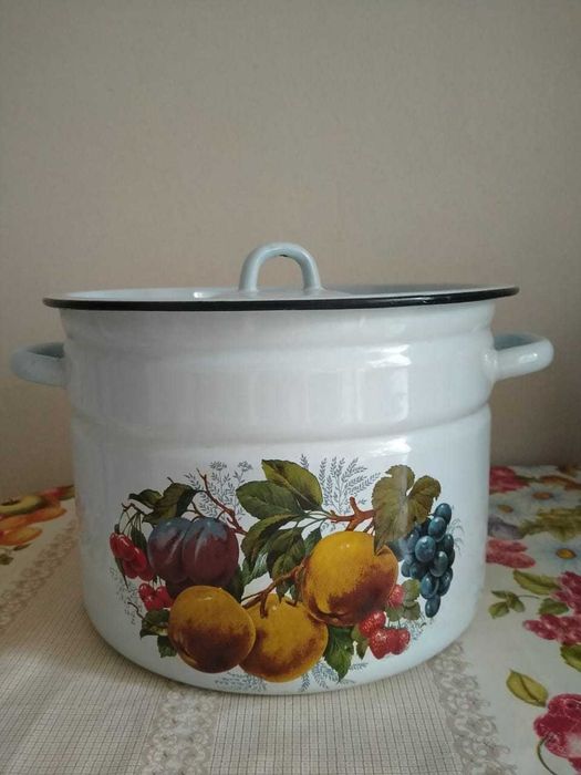 Продам кастрюлю, таз эмалированный