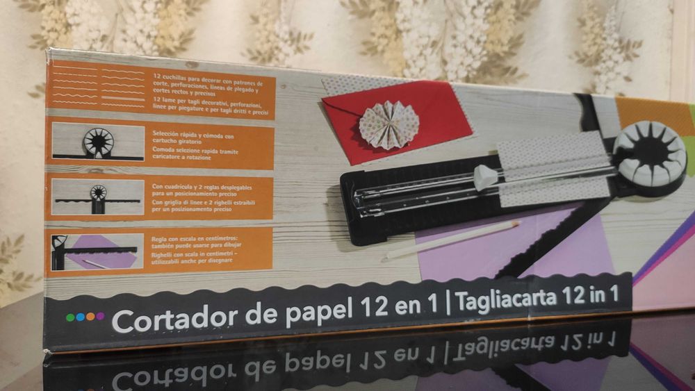 Резак для бумаги 12 в 1 - фигурная резка (Германия)