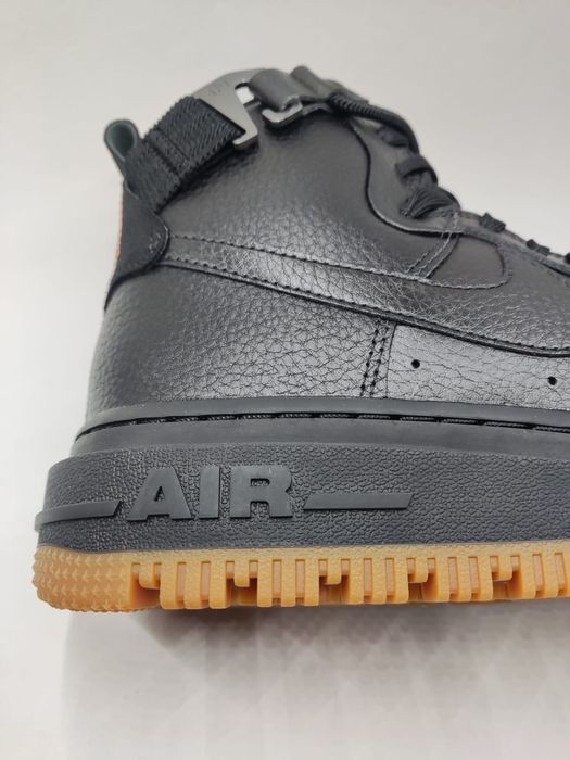 Nike Air Force 1 High Utility 2.0 Black
..
Mărimi disponibile:
38 (24
