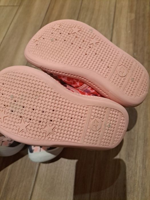 Пантофи Колев и Колев