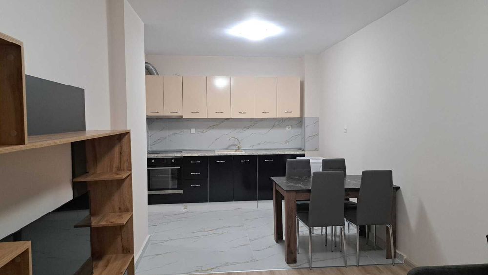 Дава се под наем Двустаен апартамент в Стара Загора, Аязмото - 71 кв.м за 357 € - Снимка #1