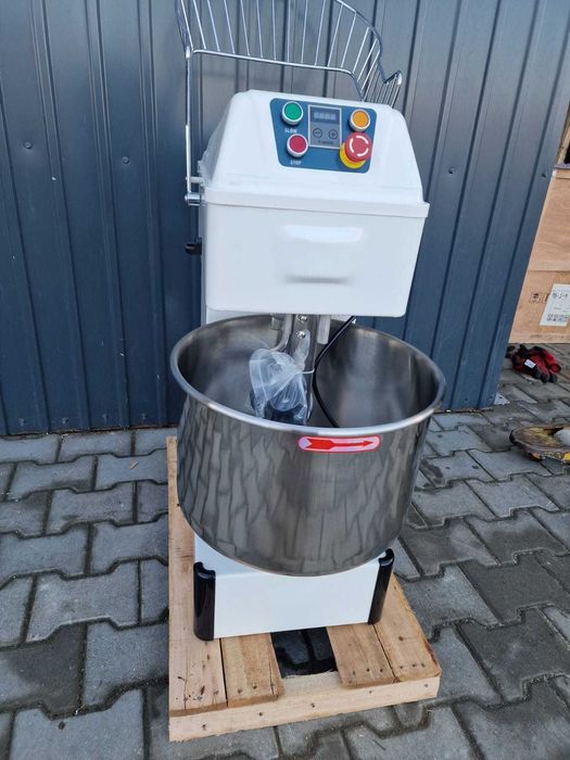 Malaxor aluat cu spirală cap fix, 20 litri, 2 viteze