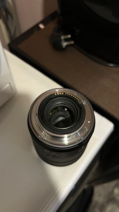 Продавам Canon RF 24-105mm 4-7.1F STM