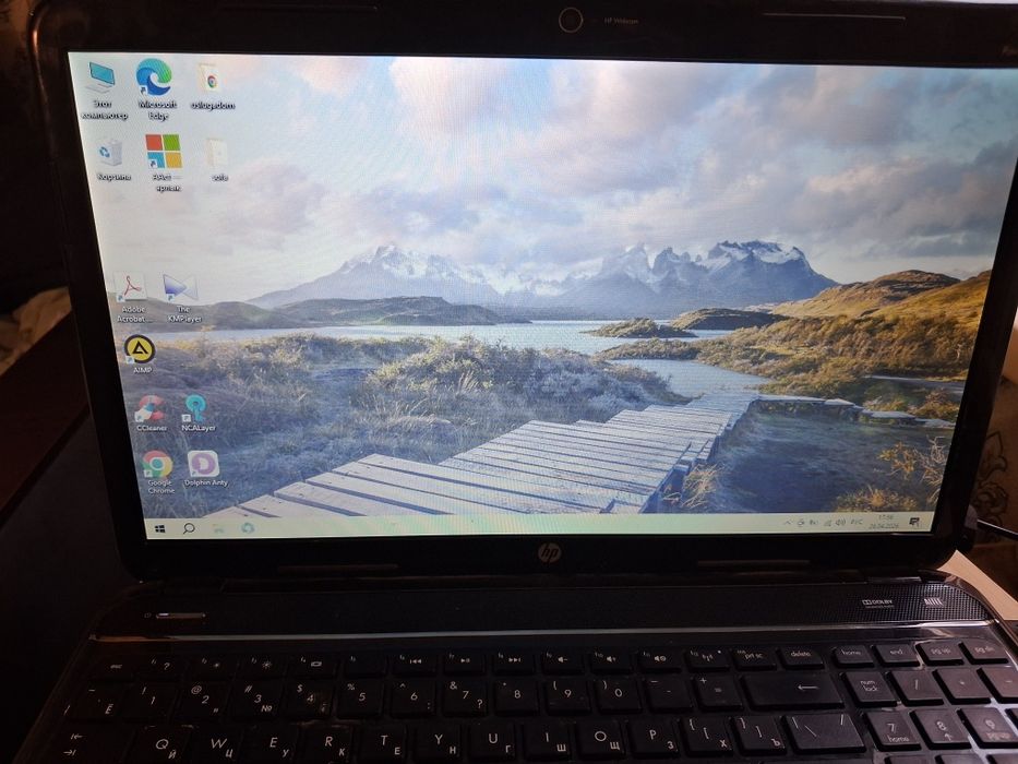 Ноутбук с зарядкой HP