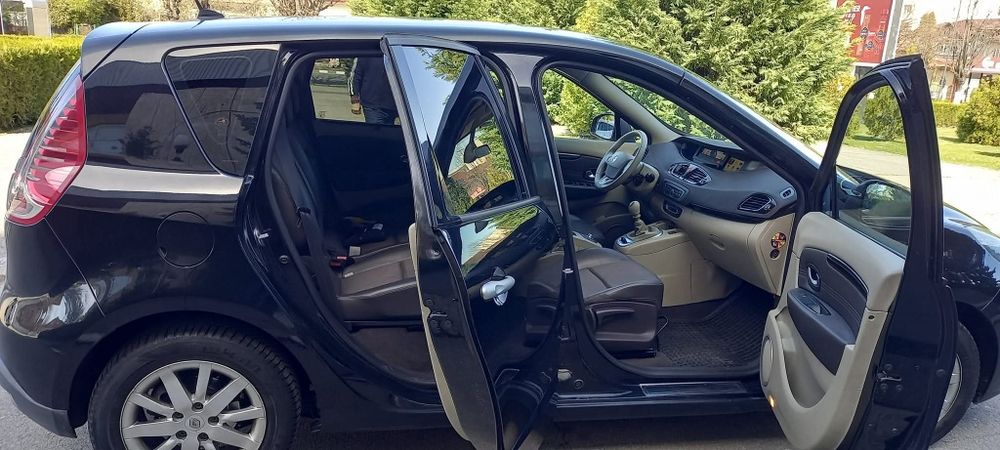 Vand Renault Scenic 2011 euro 5 Initiale Paris