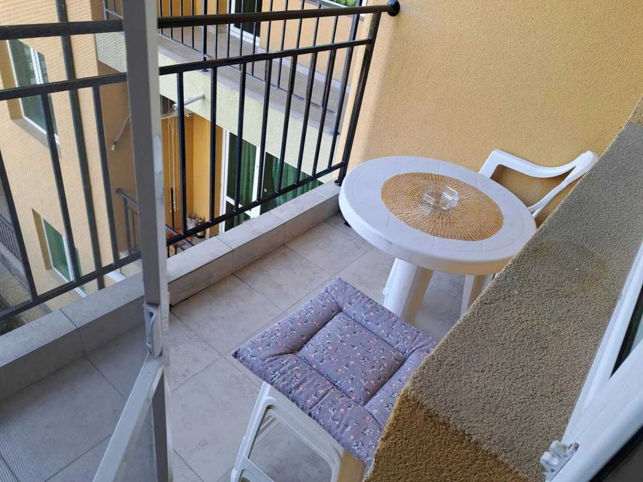 Дава се под наем Тристаен апартамент в Поморие - 90 кв.м за 498.27 € - Снимка #4