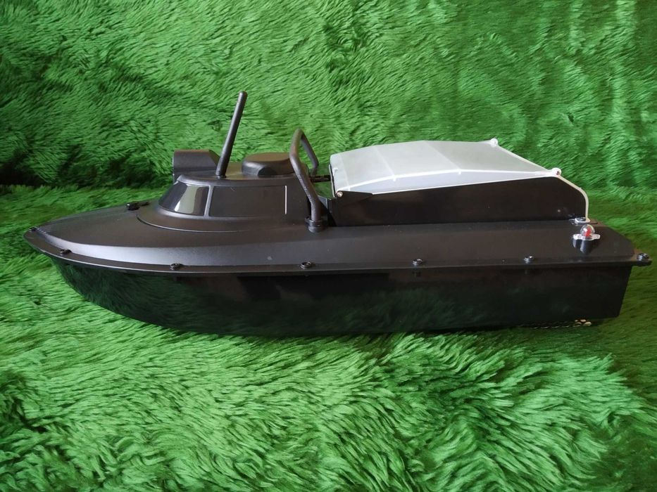 Лодка за захранка с GPS,компас.автопилот,Li батерия 3,7V 20A