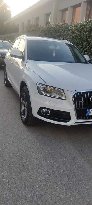 AUDI Q5 2.0 TDI 190 Cp (stare foarte buna, km reali)