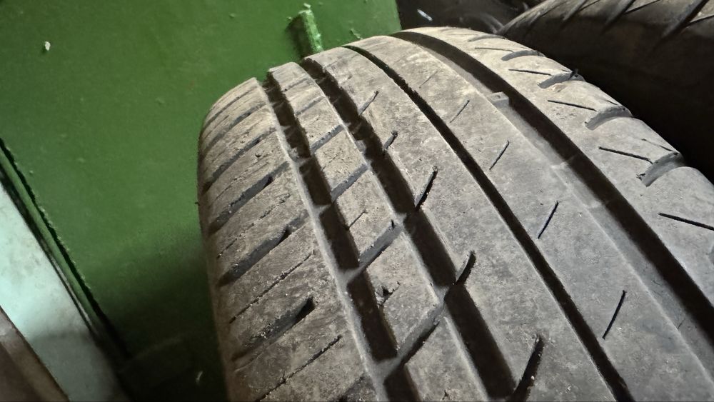 Шины на 15 в отличном состояние
