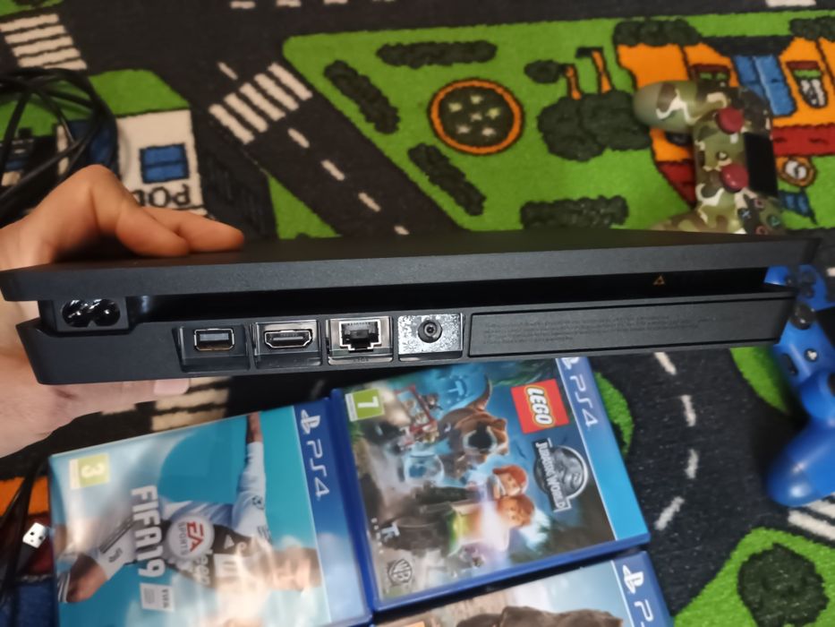 PlayStation 4 Slim 500 GB