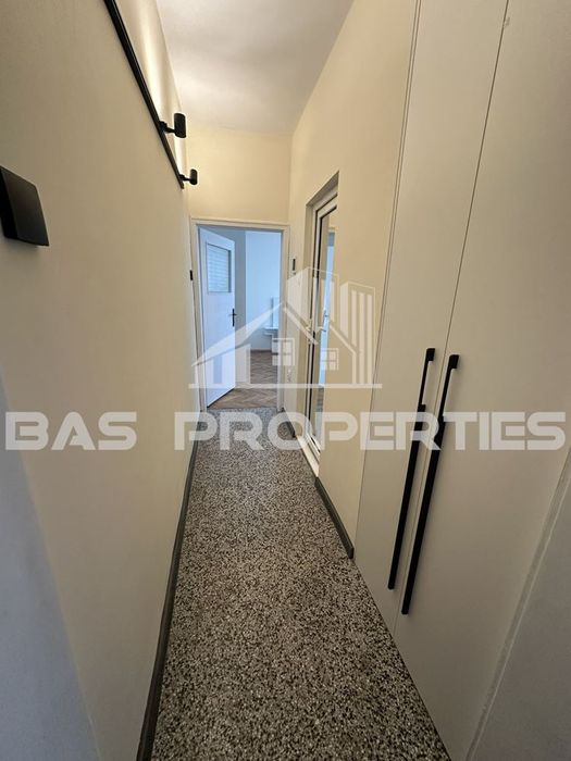 Дава се под наем Тристаен апартамент в София, Иван Вазов - 70 кв.м за 750 € - Снимка #10