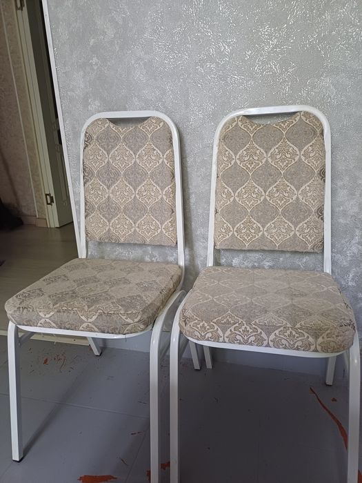 Продам стулья 5 шт.