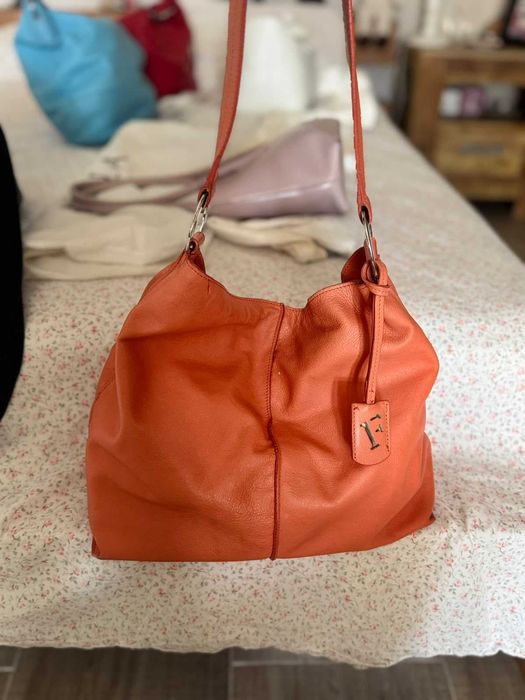 Дамски чанти Furla