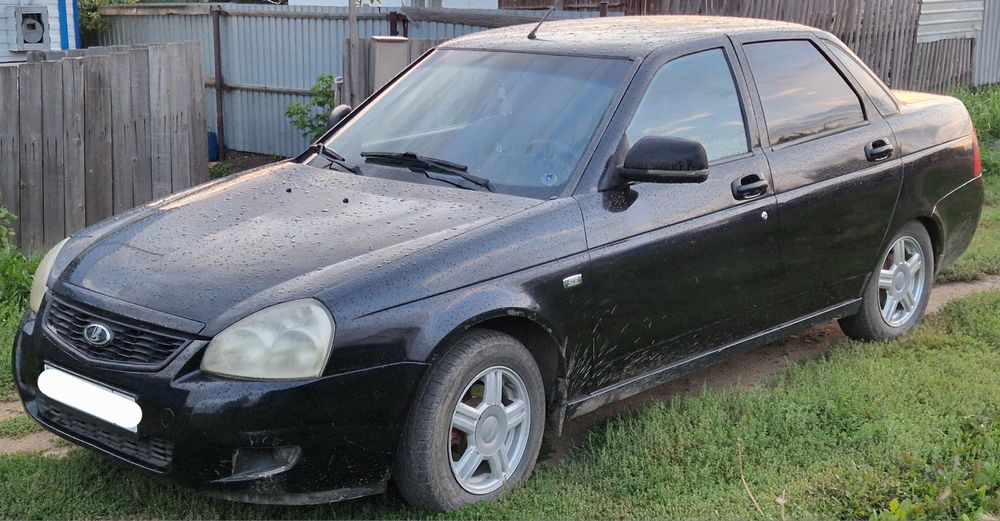 Продам Ваз (Lada) Priora 2013