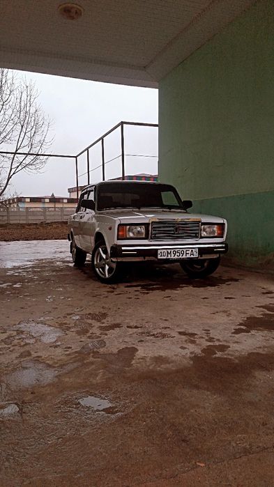 Срочна Сотилади 4 сака диска янги R15  чехол янги тақилган