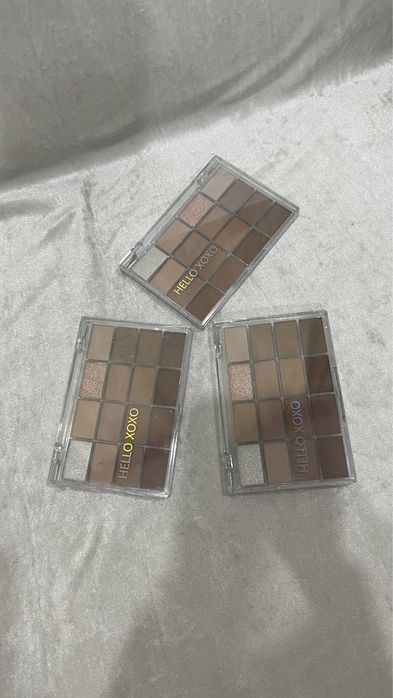 Продам новые тени и кисточки