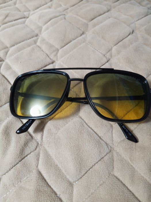 Солнцезащитные очки