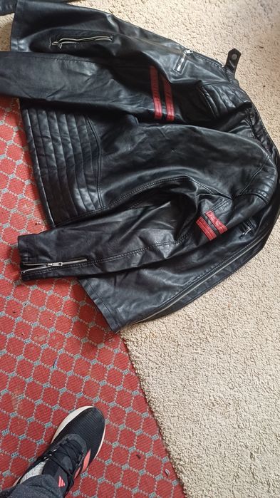 Costum de piele zara