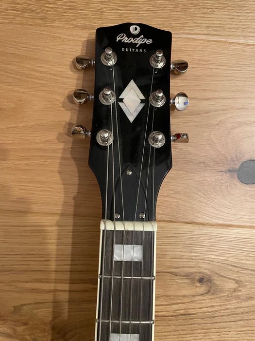 Prodipe Les Paul 300 Red Burst – ca nouă + cablu Ibanez