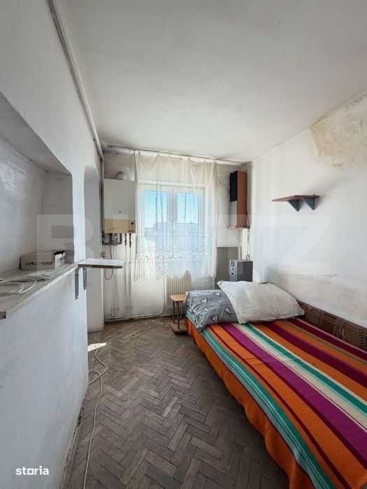 Apartament cu 3 camere, 38 mp, zona Micro III