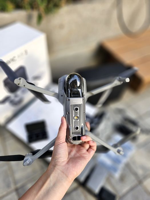 Drona DJI Mavic Air 2 Fly More Combo