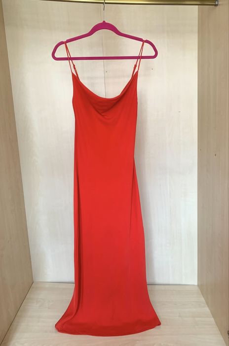 ZARA дълга червена рокля Xs размер