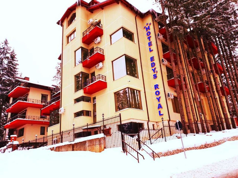 Hotel de vanzare in predeal, aproape de partia clabucet