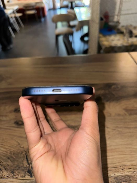Iphone.     17pro