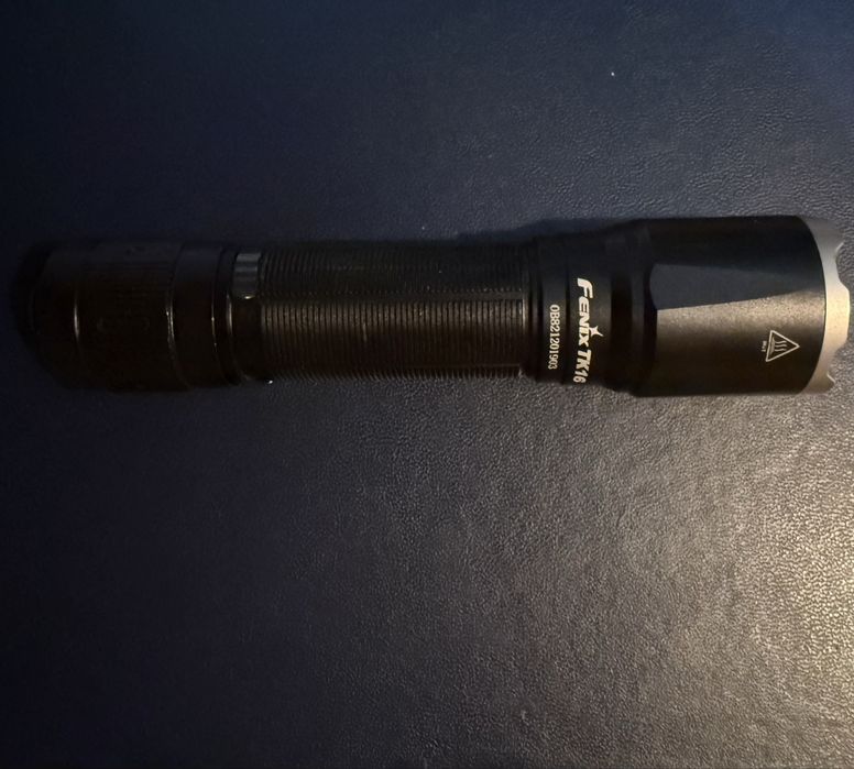 Lanternă Fenix TK16-V2.0 3100 Lumens Tactical EDC Nitecore EDC35 Tactical EDC Flashlight 5000 lumens