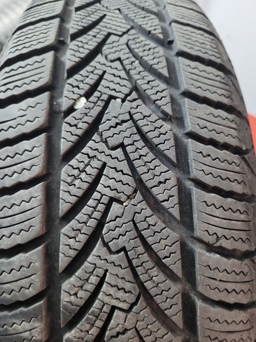 2 Anvelope Platin RP60 Iarna 195 65 15  și 4 jante  5x112r15 VAG